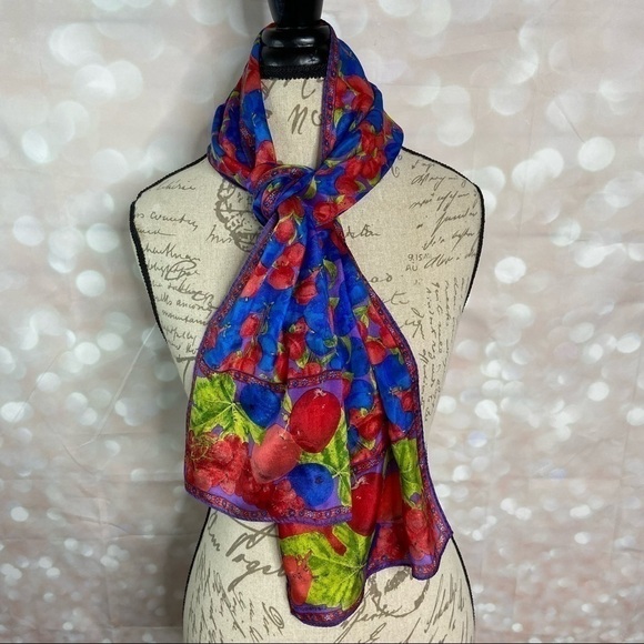 LIZ CLAIBORNE - scarf grape motif - Picture 1 of 4